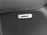 CX-5専用にチューニングされたBOSEサウンドを搭載しています。クリアな音質で、お好きな音楽をお楽しみください。