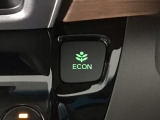 ★ECONスイッチ★ エコドライブを加速しよう!スイッチをONにすると、運転の仕方によるロスを抑え込み燃費をよくするようクルマが頑張ります(*^ー^*)燃費向上にチャレンジ♪
