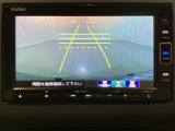 バックでの車庫入れも安心です! リアカメラが付いているバックモニター付のナビを装備しております。操作線もついており距離感も画面から確認できます。