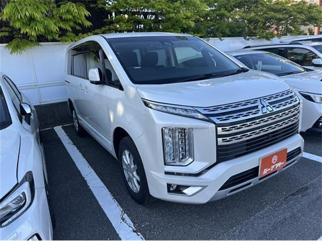 デリカD:5 2.2 G パワーパッケージ 4WD 禁煙車 純正9インチナビ フルセグTV