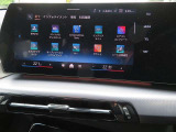 ◆iDriveを装備。操作系統をディスプレイから独立させることで、人間工学に基づいた最適な運転環境を実現しております。◆