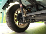 お車を安心してお乗りいただく為には、足回りの定期点検が欠かせません。サービスサポート(有償保証)では無料点検もご提供しており、安心のカーライフをお過ごしいただけるサポート体制が整っています。
