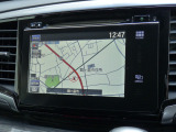 ●ナビゲーションはホンダ純正メモリーナビを装着しております。AM、FM、CD、DVD再生、Bluetooth、フルセグTVがご使用いただけます。初めて訪れた場所でも安心ですね!