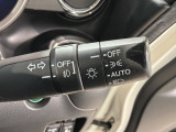 便利なオートライト付です。