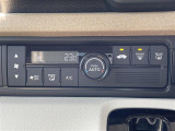 【オートエアコン】車内温度を感知して自動で温度調整をしてくれるのでいつでも快適な車内空間を創り上げます!