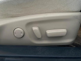 【パワーシート】スイッチ一つで簡単にシートの微調整が可能!電動だから力もいりません!快適なシートポジションにセットして、快適なドライブをお楽しみください。
