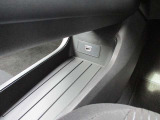HDMIにも対応していますので端末の映像も車内でお楽しみいただけます