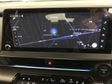 純正ナビを装備。タッチパネル式で使いやすく、お出かけもラクラクです。