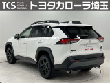 外板色はスーパーホワイト2(040)!ボディサイズは全長461&times;全幅186&times;全高173センチ!3ナンバー登録となります!