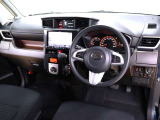 見通しのよいすっきりとした視界で、誰でも運転しやすいです。運転のしやすさは疲れにくさにも繋がりますよ♪