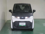 明度の高いLEDヘッドライトで、夜間の運転も安心です。