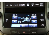 運転席と助手席、それぞれ温度調節ができ、オールシーズン快適なオートエアコンとなっております!