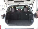 広々としたラゲージスペースを備えています。大きなものや長さのある荷物もしっかりと積み込めます。