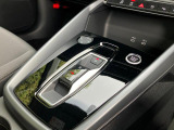 ナビゲーションアップデート・エンジンルーム・ボディ、内装クリーニングサービス(納車前)★直通電話042-487-3925★audi.ap.chofu@audi-vw-retail.co.jp★