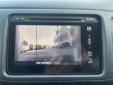 便利な【バックモニター】で安全確認もできます。駐車が苦手な方にもオススメな便利機能です。