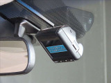 交通事故やあおり運転の証拠品としてドライブレコーダーの映像が提出されています。ご自身や家族の安全を守るためにも必要なアイテムです