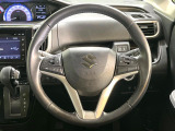 ステアリングも使用感が少なく、きれいな状態となっております♪