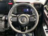 【ステアリングスイッチ】運転中、前方から目線をそらすことなく、オーディオ等の操作が可能な便利機能!安心&快適なドライブを演出してくれます♪