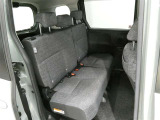 ゆとりある広々とした車内空間は、ドライブを始め買い物やレジャーなど、幅広く活躍します。一人でもみんなとでもお出かけを楽しみましょう!