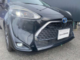 ヘッドライトとフォグランプともにLEDです。