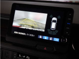 ◆リアワイドカメラシステム◆3種類の表示で後方確認をサポート♪セレクトレバーを「R」の位置に入れるとカメラ画像に切り替え。ノーマルビューでは従来のリアカメラと同様の標準的なビューで表示します!