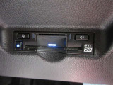 ETC車載器付きです。高速道路の料金所もスムーズに通過できます。
