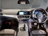 ☆センターパネルを運転席側に僅かに傾けたBMW独特のインパネ☆【駆け抜ける歓び】はここからもスタートしております☆