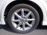 15インチアルミホイール!!格好良くてホイールがあなたの愛車をいっそう輝かせます☆