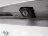 バックカメラが付いているので後方確認が非常にしやすいです。今や運転初心者も熟練者も必須装備!ついていて損はないですね♪