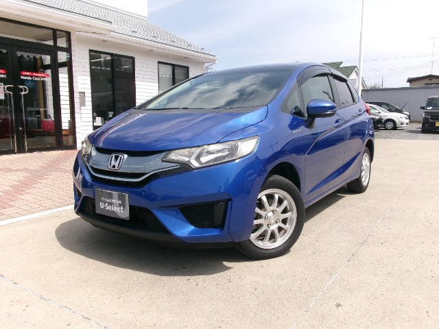 フィット 1.5 ハイブリッド Fパッケージ 4WD 