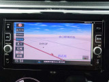 日産純正ナビゲーションシステムが付いてます。