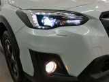LEDヘッドライトとフォグランプのコラボです。雨や雪の日も安心!フォグランプがお車の存在を際立たせますね♪