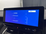 ブルートゥースに接続することにより、スマホに入ったお気に入りの音楽を車内で楽しむことができます♪あると本当に便利な機能になっています!