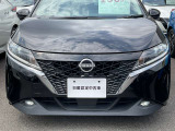 LEDヘッドライトです。シャープな白光色のLEDランプを採用しました。人気の車ですので、お問い合わせはお早めに!
