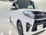 明るいライトが夜道を明るく照らしてくれます。 運転する上で、道路状況をいかに早く認識できるか重要なポイントです。 白色光が暗い道も明るく照らしてくれますよ。