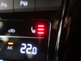 ◆シートヒーター◆三段階で強弱の調節が可能なシートヒーティング機能を装備しております。季節によっては欠かすことのできないポイントの高い装備ではないでしょうか。