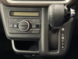オートエアコンで操作も簡単です♪寒い冬も暑い夏でも車内快適!