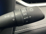 AUTOの位置にセットしておくと、暗くなったら自動でライトの点灯をサポートしてくれます!高速道路でのトンネル通過時など便利です!