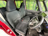運転席シート廻りは使用感も少なく、良好な状態となっています。丁寧に使われていたことがよくわかりますね。