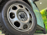 【純正15インチアルミホイール】外観にマッチした純正アルミホイールを装着しております。各種社外アルミホイールや、スタッドレスタイヤも取扱いしております。是非ご相談ください♪