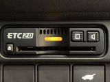 【ETC車載器】もはや必須アイテムのETCを搭載!高速道路のご利用時にとても便利!わずらわしい料金所での現金支払いが不要となりスムーズに通過できます♪