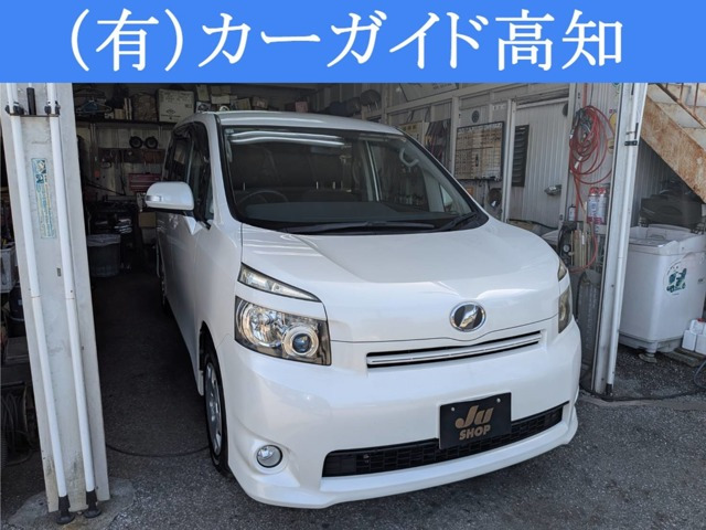 ヴォクシー 2.0 X Lエディション 