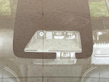 【トヨタセーフティセンス】走行中に前方の車両等を認識し、衝突しそうな時は警報とブレーキで衝突回避と被害軽減をアシスト。より安全にドライブをお楽しみいただけます。