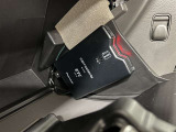 ETCがついていて、高速道路の料金所などスムーズに通過することが出来ます!本体はグローブボックス内です!