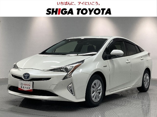 トヨタ プリウス 