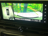 【アラウンドビューモニター】専用のカメラにより、上から見下ろしたような視点で360度クルマの周囲を確認することができます☆死角部分も確認しやすく、狭い場所での切り返しや駐車もスムーズに行えます。