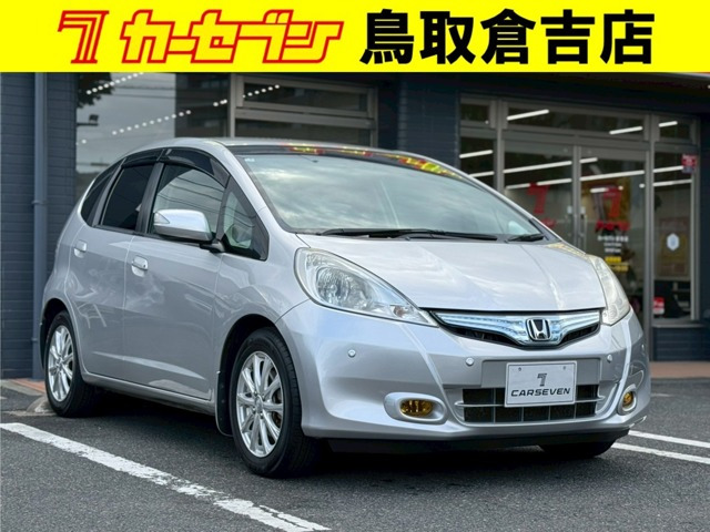 フィットハイブリッド 1.3 スマートセレクション 