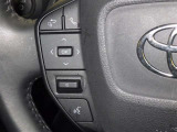 ステアリングスイッチ装備!運転しながら手元でオーディオの操作などができます。