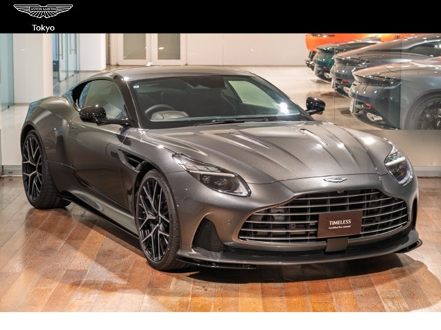 アストンマーティン DB12 