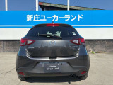 安定感のある後ろ姿。安心感を家族に届けます。Stable rear view. Delivers a sense of security to the family.